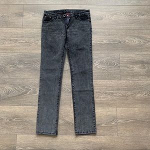black skinny jeans